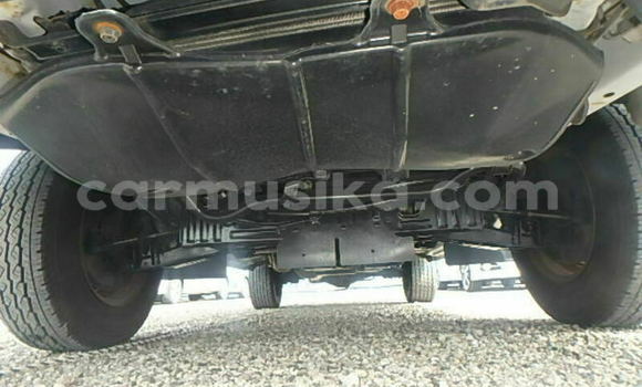 Tenga Tsaru Toyota Hiace Chena Mota in Beitbridge in Matabeleland South Tenga Tsaru Toyota Hiace Chena Mota in Beitbridge in Matabeleland South