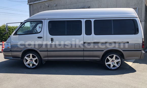 Acheter Occasion Voiture Toyota Hiace Autre à Beitbridge, Matabeleland South Acheter Occasion Voiture Toyota Hiace Autre à Beitbridge, Matabeleland South