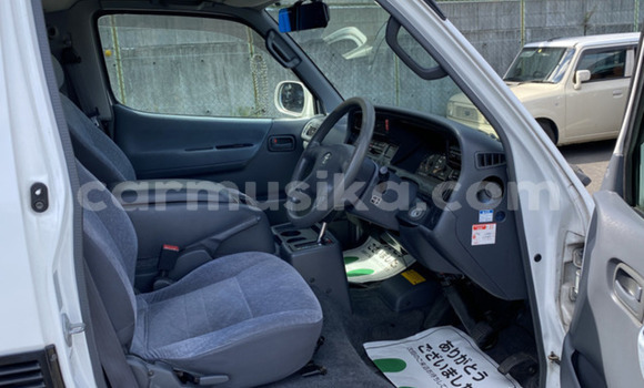 Acheter Occasion Voiture Toyota Hiace Autre à Beitbridge, Matabeleland South Acheter Occasion Voiture Toyota Hiace Autre à Beitbridge, Matabeleland South