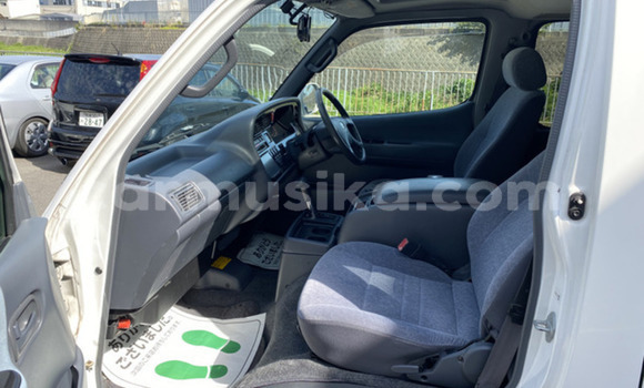 Acheter Occasion Voiture Toyota Hiace Autre à Beitbridge, Matabeleland South Acheter Occasion Voiture Toyota Hiace Autre à Beitbridge, Matabeleland South