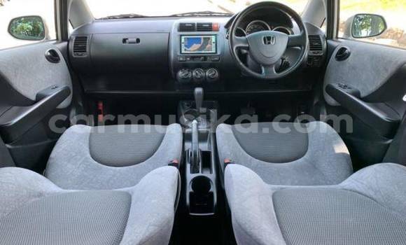 Buy Used Honda Fit Silver Car in Beitbridge in Matabeleland South Buy Used Honda Fit Silver Car in Beitbridge in Matabeleland South