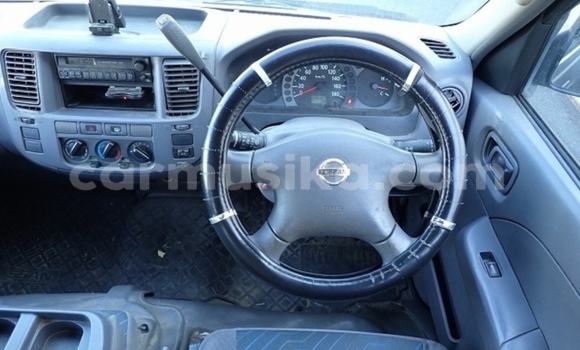 Acheter Occasion Voiture Nissan Caravan Gris à Beitbridge, Matabeleland South Acheter Occasion Voiture Nissan Caravan Gris à Beitbridge, Matabeleland South