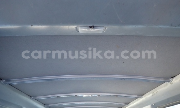 Acheter Occasion Voiture Nissan Caravan Gris à Beitbridge, Matabeleland South Acheter Occasion Voiture Nissan Caravan Gris à Beitbridge, Matabeleland South