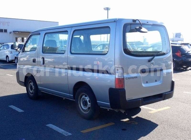 Big with watermark nissan caravan matabeleland south beitbridge 32070