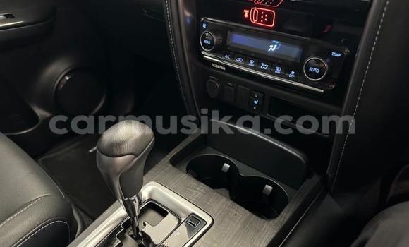 Acheter Occasion Voiture Toyota Fortuner Blanc à Beitbridge, Matabeleland South Acheter Occasion Voiture Toyota Fortuner Blanc à Beitbridge, Matabeleland South