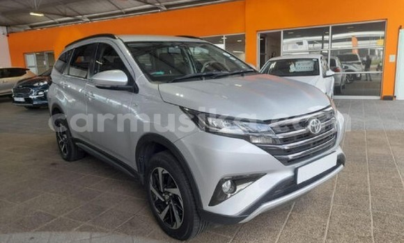 Acheter Occasion Voiture Toyota Rush Gris à Beitbridge, Matabeleland South Acheter Occasion Voiture Toyota Rush Gris à Beitbridge, Matabeleland South