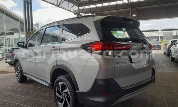 Acheter Occasion Voiture Toyota Rush Gris à Beitbridge, Matabeleland South Acheter Occasion Voiture Toyota Rush Gris à Beitbridge, Matabeleland South