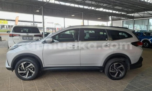 Acheter Occasion Voiture Toyota Rush Gris à Beitbridge, Matabeleland South Acheter Occasion Voiture Toyota Rush Gris à Beitbridge, Matabeleland South