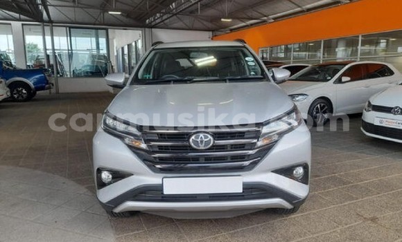 Acheter Occasion Voiture Toyota Rush Gris à Beitbridge, Matabeleland South Acheter Occasion Voiture Toyota Rush Gris à Beitbridge, Matabeleland South