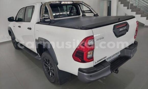 Acheter Occasion Voiture Toyota Hilux Blanc à Beitbridge, Matabeleland South Acheter Occasion Voiture Toyota Hilux Blanc à Beitbridge, Matabeleland South