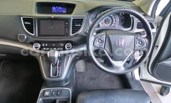 Acheter Occasion Voiture Honda CR–V Blanc à Beitbridge, Matabeleland South Acheter Occasion Voiture Honda CR–V Blanc à Beitbridge, Matabeleland South