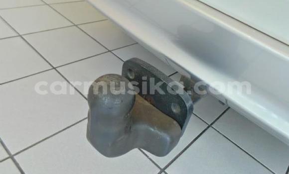 Acheter Occasion Voiture Honda CR–V Blanc à Beitbridge, Matabeleland South Acheter Occasion Voiture Honda CR–V Blanc à Beitbridge, Matabeleland South