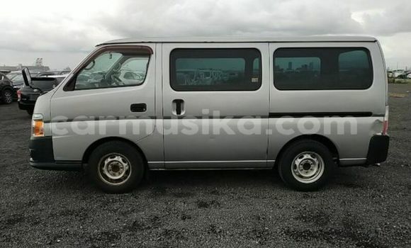 Acheter Occasion Voiture Nissan Caravan Blanc à Beitbridge, Matabeleland South Acheter Occasion Voiture Nissan Caravan Blanc à Beitbridge, Matabeleland South