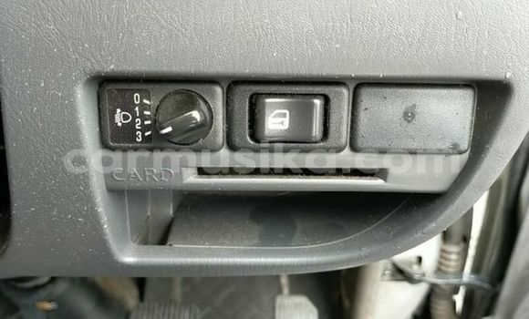 Acheter Occasion Voiture Nissan Caravan Blanc à Beitbridge, Matabeleland South Acheter Occasion Voiture Nissan Caravan Blanc à Beitbridge, Matabeleland South