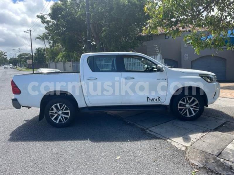 Big with watermark toyota hilux matabeleland south beitbridge 32093