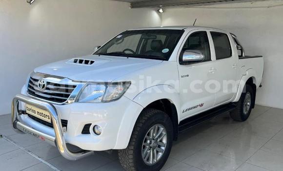 Tenga Tsaru Toyota Hilux Chena Mota in Beitbridge in Matabeleland South Tenga Tsaru Toyota Hilux Chena Mota in Beitbridge in Matabeleland South