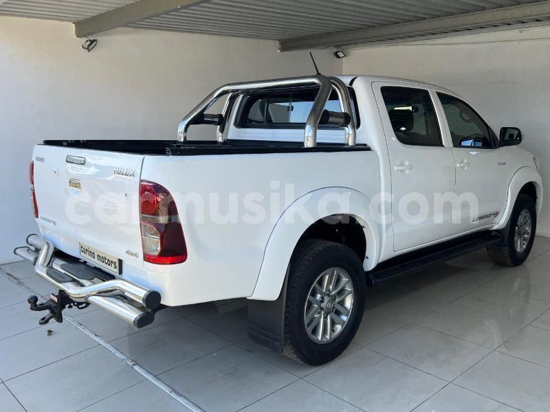 Big with watermark toyota hilux matabeleland south beitbridge 32099