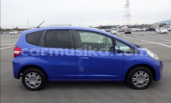 Acheter Occasion Voiture Honda Fit Bleu à Beitbridge, Matabeleland South Acheter Occasion Voiture Honda Fit Bleu à Beitbridge, Matabeleland South