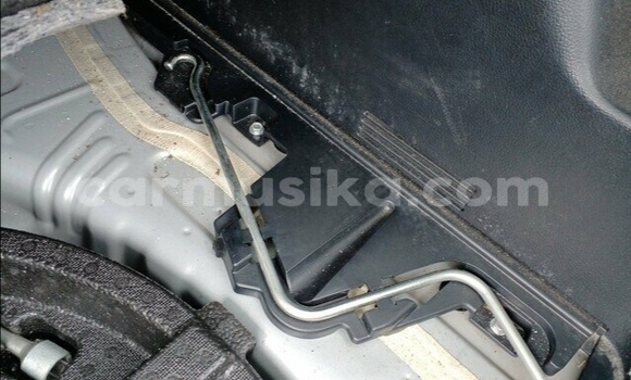 Acheter Occasion Voiture Toyota Vitz Gris à Beitbridge, Matabeleland South Acheter Occasion Voiture Toyota Vitz Gris à Beitbridge, Matabeleland South