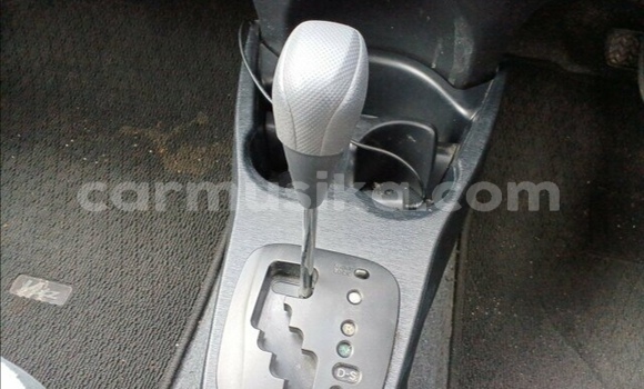 Acheter Occasion Voiture Toyota Vitz Gris à Beitbridge, Matabeleland South Acheter Occasion Voiture Toyota Vitz Gris à Beitbridge, Matabeleland South