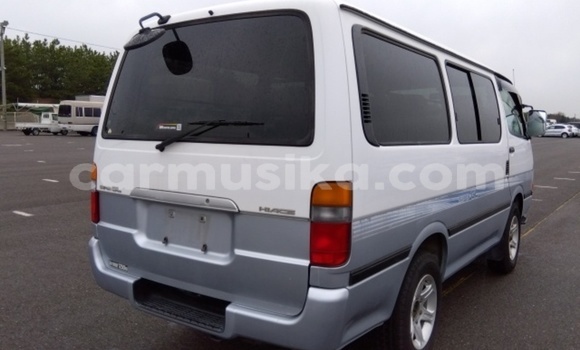 Acheter Occasion Voiture Toyota Hiace Autre à Beitbridge, Matabeleland South Acheter Occasion Voiture Toyota Hiace Autre à Beitbridge, Matabeleland South