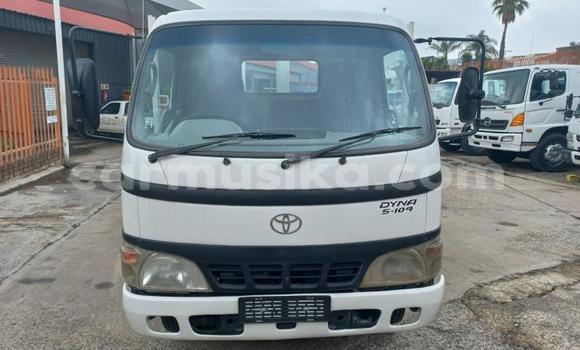 Acheter Occasion Voiture Toyota Dyna Blanc à Beitbridge, Matabeleland South Acheter Occasion Voiture Toyota Dyna Blanc à Beitbridge, Matabeleland South