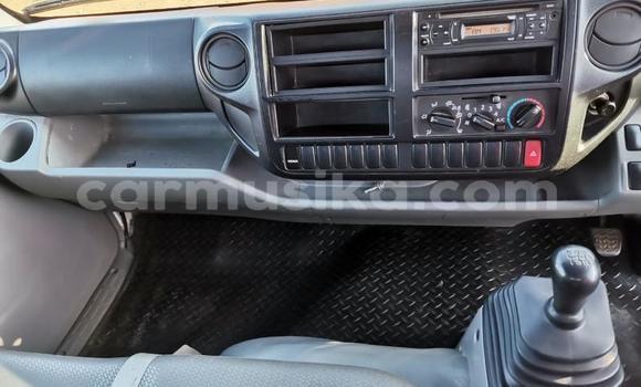 Acheter Occasion Voiture Hummer H3 Blanc à Beitbridge, Matabeleland South Acheter Occasion Voiture Hummer H3 Blanc à Beitbridge, Matabeleland South