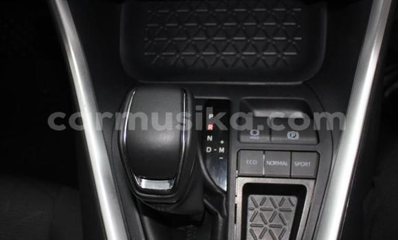 Acheter Occasion Voiture Toyota RAV4 Gris à Beitbridge, Matabeleland South Acheter Occasion Voiture Toyota RAV4 Gris à Beitbridge, Matabeleland South