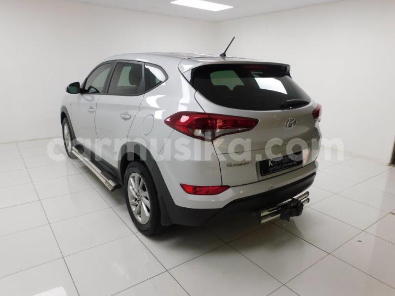 Big with watermark hyundai tucson matabeleland south beitbridge 32114