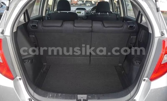 Acheter Occasion Voiture Honda Fit Gris à Beitbridge, Matabeleland South Acheter Occasion Voiture Honda Fit Gris à Beitbridge, Matabeleland South