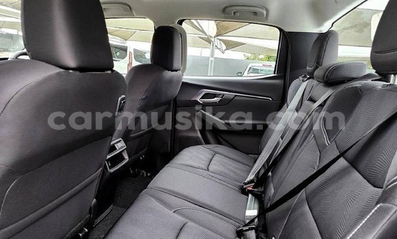 Tenga Tsaru Isuzu D–MAX Chena Mota in Beitbridge in Matabeleland South Tenga Tsaru Isuzu D–MAX Chena Mota in Beitbridge in Matabeleland South