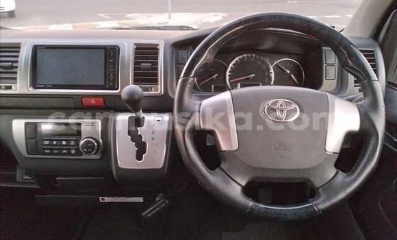 Acheter Occasion Voiture Toyota Hiace Blanc à Beitbridge, Matabeleland South Acheter Occasion Voiture Toyota Hiace Blanc à Beitbridge, Matabeleland South