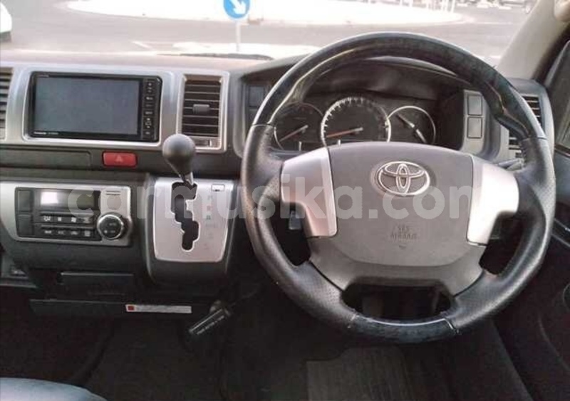 Big with watermark toyota hiace matabeleland south beitbridge 32122