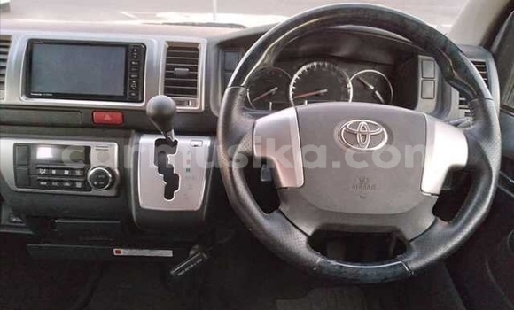 Acheter Occasion Voiture Toyota Hiace Blanc à Beitbridge, Matabeleland South Acheter Occasion Voiture Toyota Hiace Blanc à Beitbridge, Matabeleland South