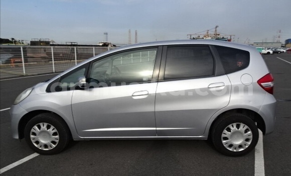 Buy Used Honda Fit Silver Car in Beitbridge in Matabeleland South