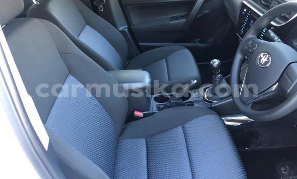 Nunua Ilio tumika Toyota Corolla Nyeupe Gari ndani ya Beitbridge nchini Matabeleland Kusini Nunua Ilio tumika Toyota Corolla Nyeupe Gari ndani ya Beitbridge nchini Matabeleland Kusini