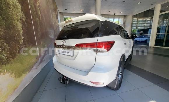 Buy Used Toyota Fortuner White Car in Beitbridge in Matabeleland South Buy Used Toyota Fortuner White Car in Beitbridge in Matabeleland South