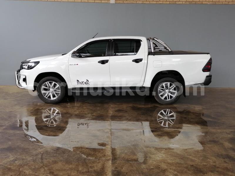 Big with watermark toyota hilux matabeleland south beitbridge 32128