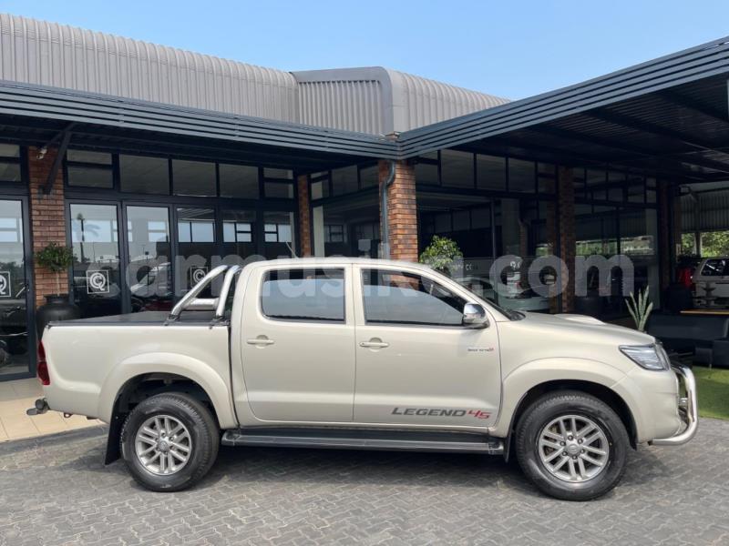 Big with watermark toyota hilux matabeleland south beitbridge 32129