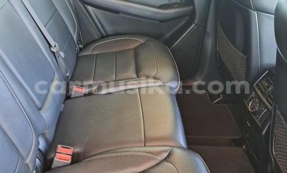 Nunua Ilio tumika Mercedes‒Benz M-klasse Nyeupe Gari ndani ya Beitbridge nchini Matabeleland Kusini Nunua Ilio tumika Mercedes‒Benz M-klasse Nyeupe Gari ndani ya Beitbridge nchini Matabeleland Kusini