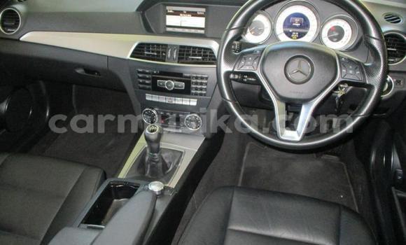 Buy Used Mercedes‒Benz C–Class Silver Car in Beitbridge in Matabeleland South Buy Used Mercedes‒Benz C–Class Silver Car in Beitbridge in Matabeleland South