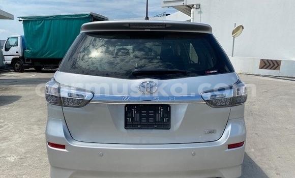 Buy Used Toyota Wish Silver Car in Beitbridge in Matabeleland South Buy Used Toyota Wish Silver Car in Beitbridge in Matabeleland South