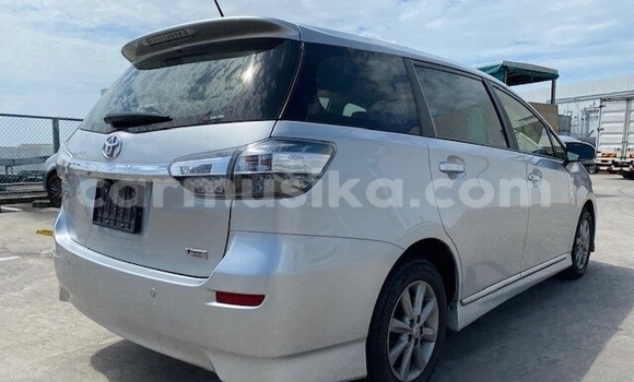Buy Used Toyota Wish Silver Car in Beitbridge in Matabeleland South Buy Used Toyota Wish Silver Car in Beitbridge in Matabeleland South