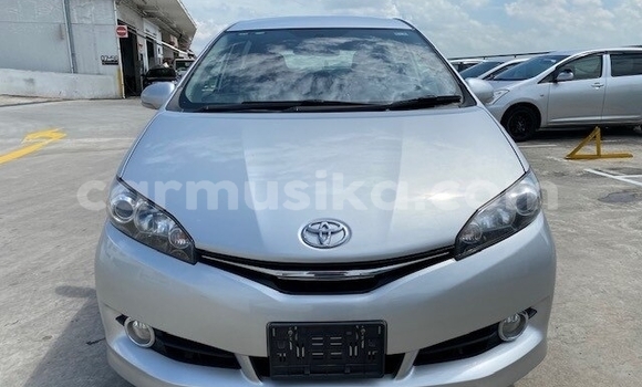Buy Used Toyota Wish Silver Car in Beitbridge in Matabeleland South Buy Used Toyota Wish Silver Car in Beitbridge in Matabeleland South