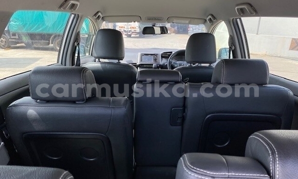 Buy Used Toyota Wish Silver Car in Beitbridge in Matabeleland South Buy Used Toyota Wish Silver Car in Beitbridge in Matabeleland South