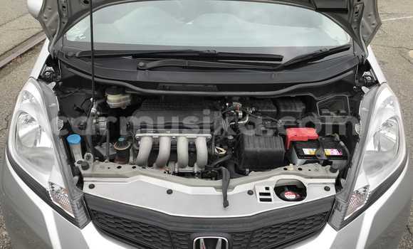 Nunua Ilio tumika Honda Fit Fedha Gari ndani ya Beitbridge nchini Matabeleland Kusini Nunua Ilio tumika Honda Fit Fedha Gari ndani ya Beitbridge nchini Matabeleland Kusini