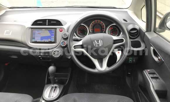 Nunua Ilio tumika Honda Fit Fedha Gari ndani ya Beitbridge nchini Matabeleland Kusini Nunua Ilio tumika Honda Fit Fedha Gari ndani ya Beitbridge nchini Matabeleland Kusini