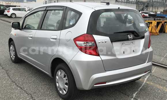 Nunua Ilio tumika Honda Fit Fedha Gari ndani ya Beitbridge nchini Matabeleland Kusini Nunua Ilio tumika Honda Fit Fedha Gari ndani ya Beitbridge nchini Matabeleland Kusini