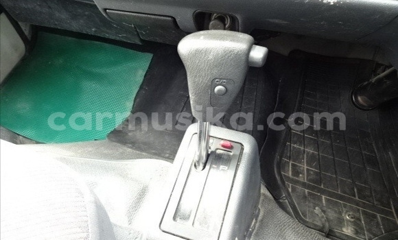 Acheter Occasion Voiture Toyota Hiace Blanc à Beitbridge, Matabeleland South Acheter Occasion Voiture Toyota Hiace Blanc à Beitbridge, Matabeleland South