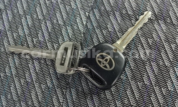 Acheter Occasion Voiture Toyota Hiace Blanc à Beitbridge, Matabeleland South Acheter Occasion Voiture Toyota Hiace Blanc à Beitbridge, Matabeleland South